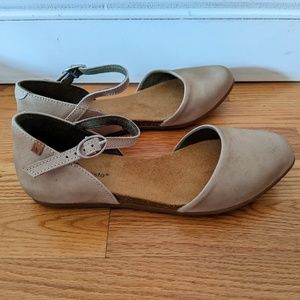 El Naturalista Stella Shoes